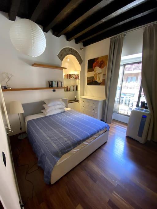 Apartment Bilocale Romantico Navigli Milan